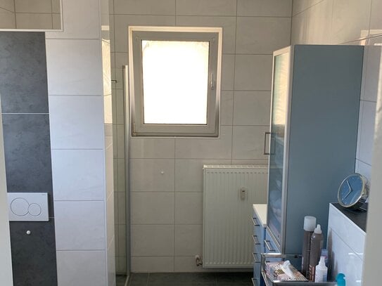 ***modern ausgebaute 3-Zimmer- Maisonettewohnung in der Kernstadt***