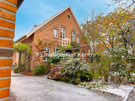 Wolthusen! Renoviertes, charmantes Einfamilienhaus mit Garage und Garten in bevorzugter Lage!