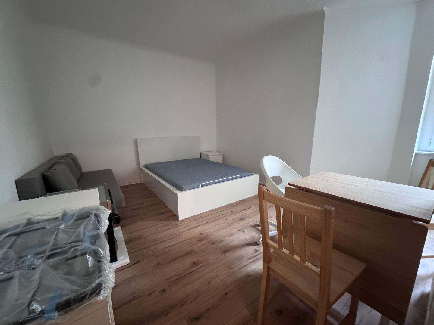 Möbliertes Studentenstudio im Herzen von Friedrichshain! - Photo 1