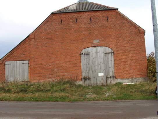 Baugrundstück mit Altgebäude