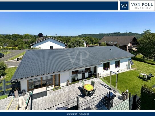 Traumhafter Bungalow mit großem Carport und Garage