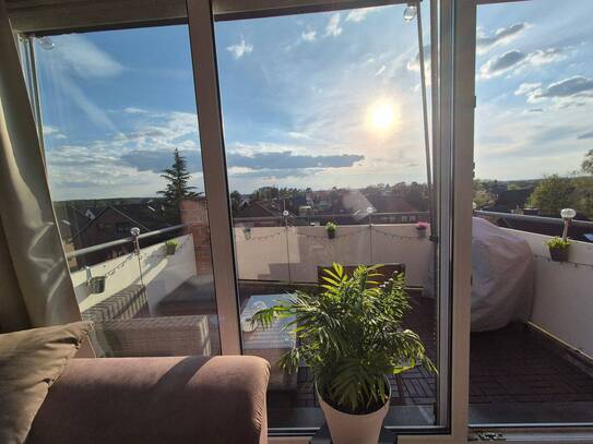 3-Zimmer Maisonette-Wohnung mit Südwest-Balkon im DG - Weitblick - Zentral in Neu Wulmsdorf