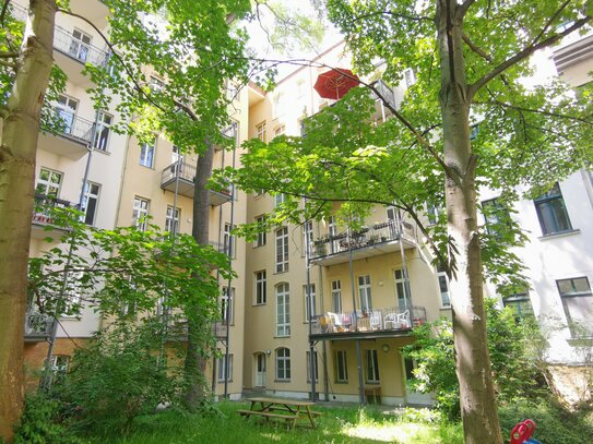 Residenz im Waldstraßenvierte! Schicke 4-Raum-Wohnung mit Dachterrasse