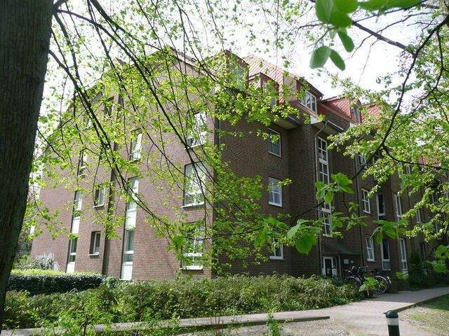 In bester Lage von Schwachhausen - ruhige 3-Zimmer Wohnung mit Balkon und Blick ins Grüne