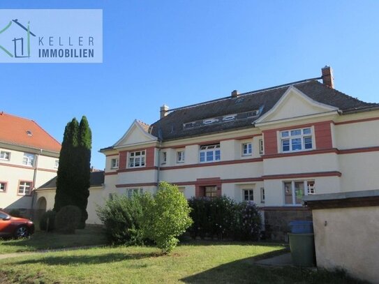 Leubnitz Eisenbahnersiedlung - mit Terrasse + Garten + Garage - kleine 3-R-EG-Wohnung in 4-Familienhaus