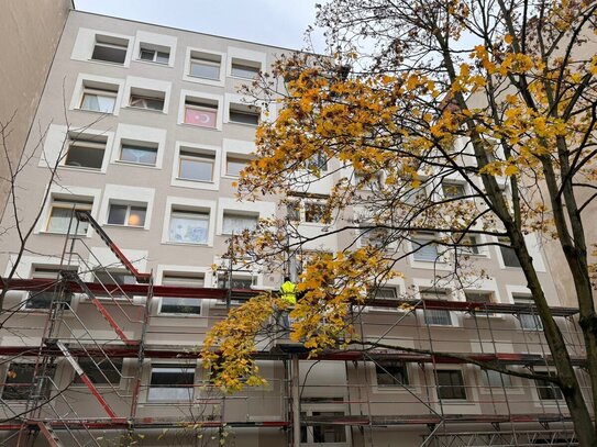 Charlottenburg: Eislebener Str: VERMIETETE 4-Zi-Whg, 91m² - 5.OG + SÜD-Loggia - kündbar in 9 Monaten