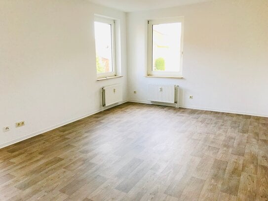 JETZT ZUGREIFEN: Gemütliche 2-Zimmer Wohnung im 1. OG mit Balkon - B-Schein vorausgesetzt.