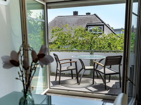 Hochwertig möblierte 2 ZKB + Galerie mit Balkon im besten Westen von Ingolstadt!