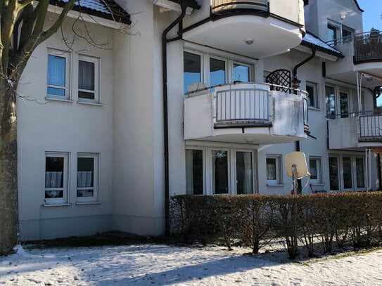 Schöne, helle 3 Zimmerwohnung mit Balkon in Kesselsdorf zu verkaufen !