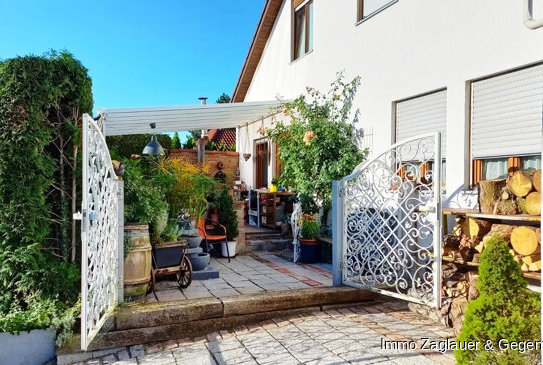 Wunderschöne 3-Zimmer-Wohnung mit Garten und Terrasse und Garage Nähe Adelsried