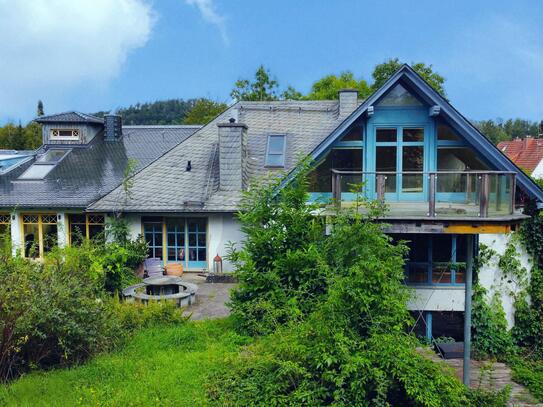 Familienfreundliches Haus mit Bachlauf und großem Garten in Gertenbach