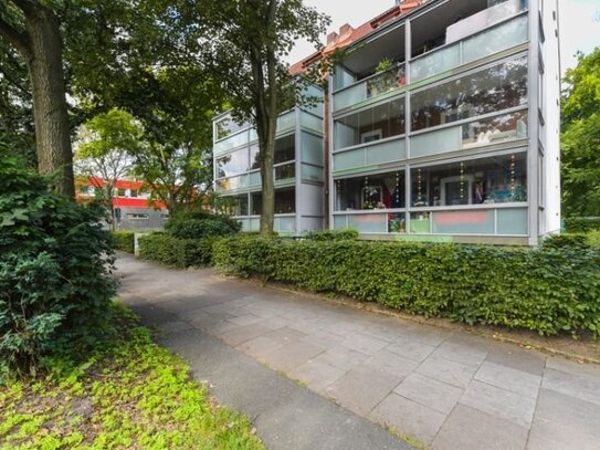 2 Zimmerwohnung mit großem Balkon auf der Elbinsel