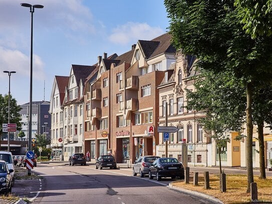 Großzügige 3 Zimmerwohnung in zentraler Lage mit 2 Balkonen