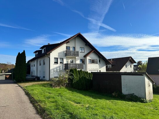 GROSSZÜGIGE 3-ZIMMER-OBERGESCHOSSWOHNUNG MIT BALKON UND TIEFGARAGENSTELLPLATZ