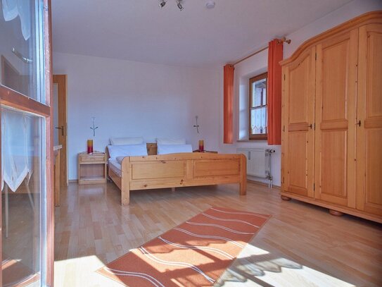 Helle Oase im Grünen - Modernes 1-Zimmer-Ferienappartement mit Balkon in Zwiesel