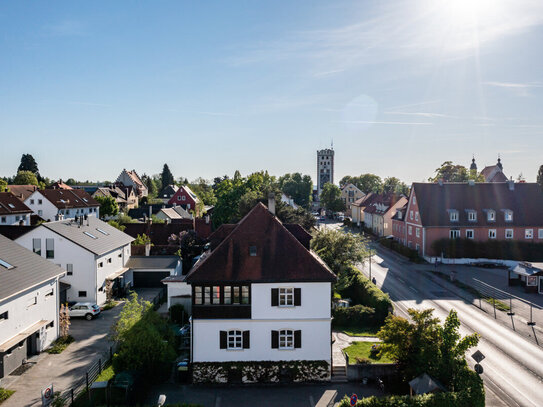 Nostalgische Stadtvilla mit viel Ausbaupotential und schönem Garten in Landsberg