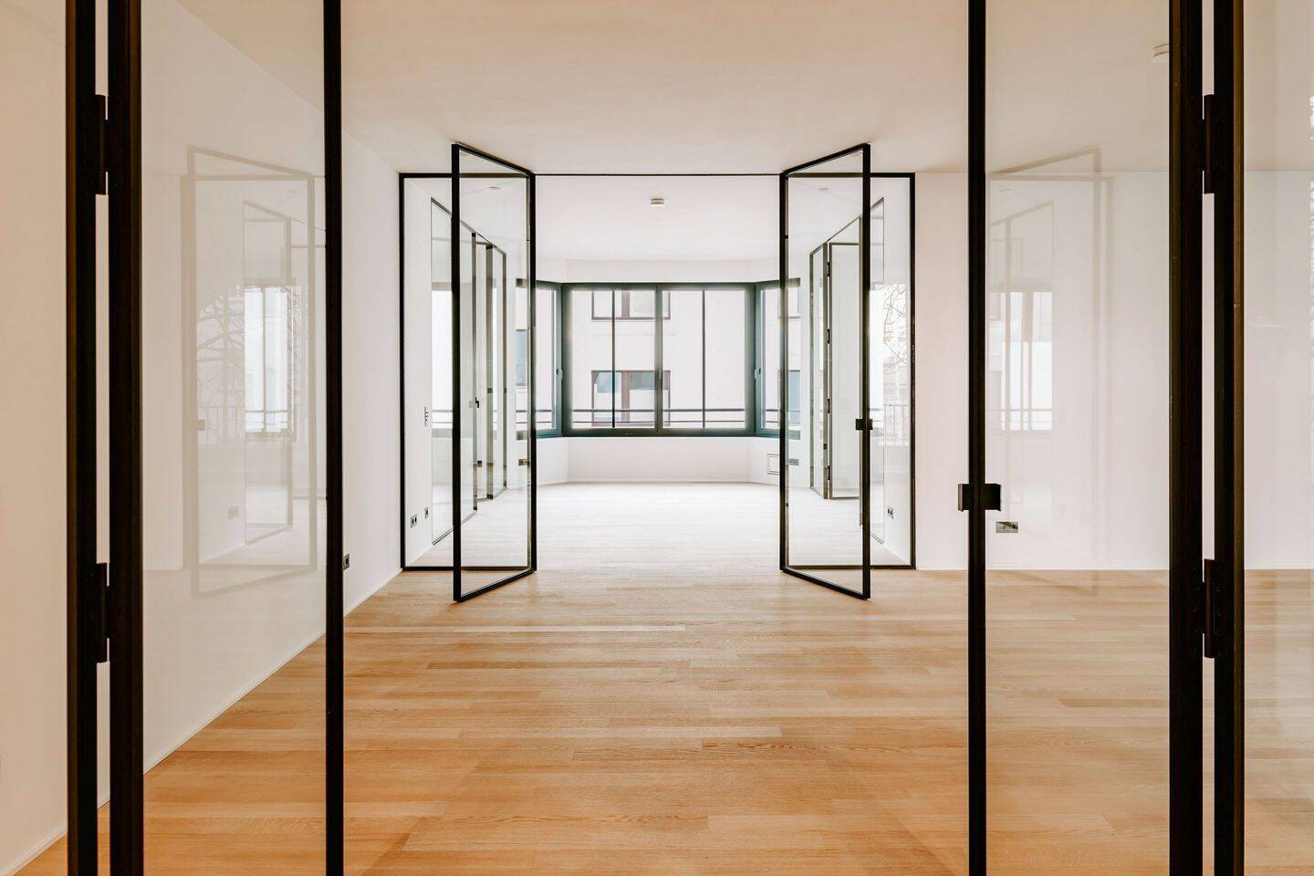 Sebastian Treese Architekten: Luxus mit Linie im Scheunenviertel - Photo 1
