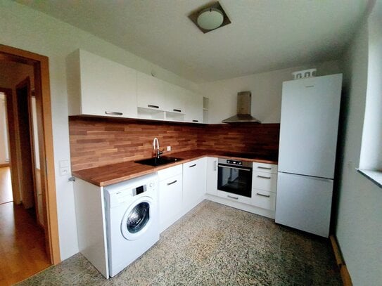 Modernisierte 2-Zi.-Wohnung in 95369 Untersteinach!