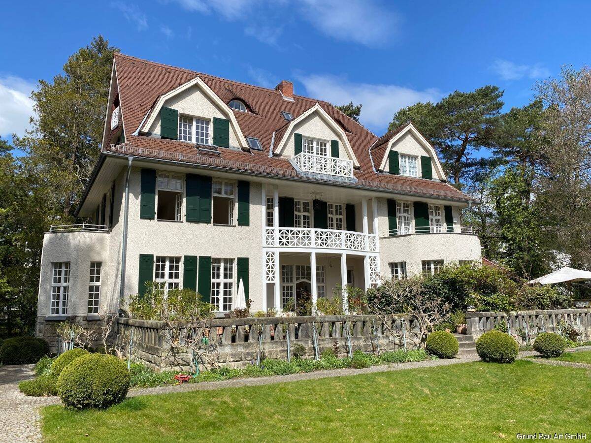 Ein Liebhaberobjekt: Sanierte Maisonette in wunderschönem Baudenkmal am Park - Foto 1