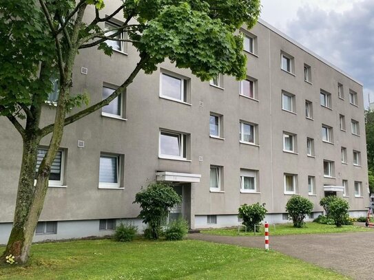 Kapitalanlage: 3 Zimmer Wohnung mit Balkon und Stellplatz