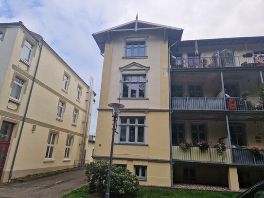 2 Zimmer mit Balkon 1. OG