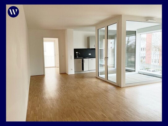 FAMILIEN-Wohnung im Neubau! 4 Zimmer mit Glaswand-Balkon, Einbauküche, Gäste-WC, Walk-In-Dusche, TG