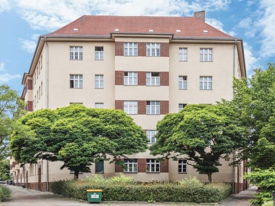 Charmante Altbau-Wohnung mit 2 Zimmer in ruhiger, verkehrsgünstiger Lage von Prenzlauer Berg