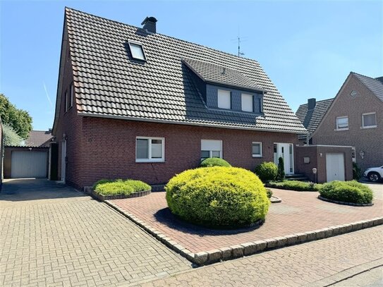 Schönes Ein-/Zweifamilienhaus in ruhiger Lage - Erbpacht