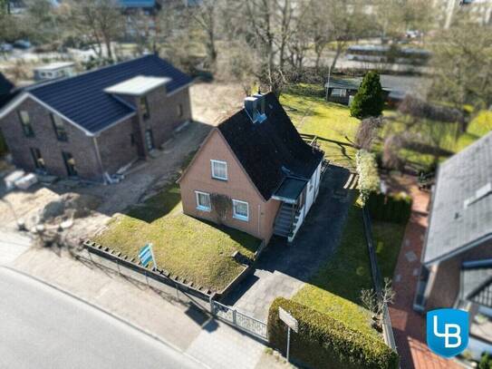 Sahnegrundstück mit Altbestand! Ein großes Grundstück erwartet Ihren Neubau!
