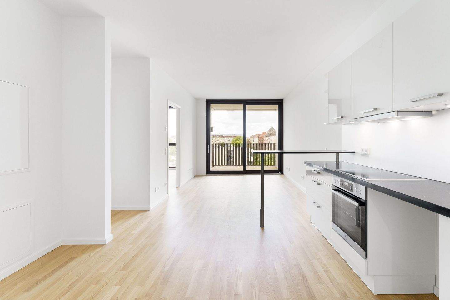 Nachmieter gesucht * 2 Zimmer Wohnung * Einbauküche * Balkon * Frei ab 01.03.2026 - Photo 1