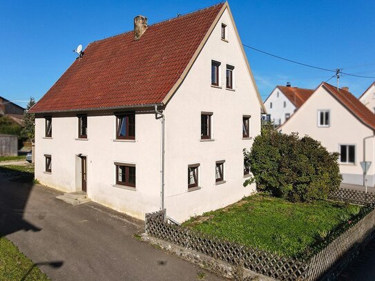 Naturparadies Schwäbischen Alb - charmantes Landhaus mit viel Potenzial