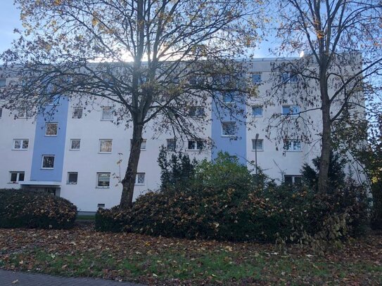 Vermietete 3-Zimmerwohnung zur Kapitalanlage mit schöner Loggia in der Nordweststadt