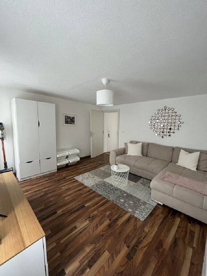 Möblierte Wohnung mit balkon - Photo 1