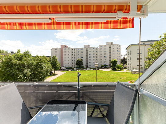 Charmante Maisonette-Wohnung mit Parkettboden, Terrasse & Balkon in Leonberg-Eltingen!