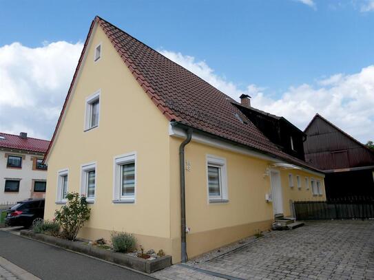 Haus im Haus in Ebermannstadt 4-Zimmer-Eigentumswohnung über 2 Ebenen