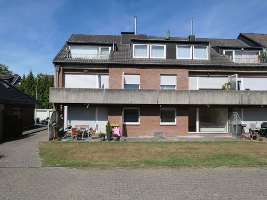 Sanierte Wohnung im EG mit Terrasse im Bereich Stolberg - Liester