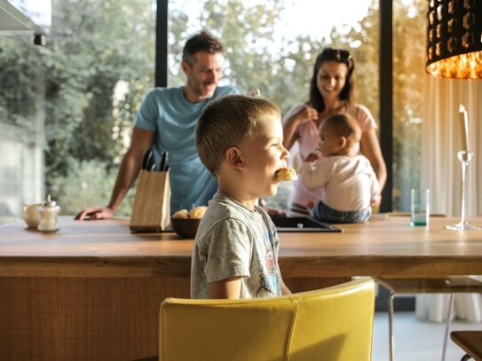 Familienfreundlich und schnell gebaut: Fertighäuser von Bien-Zenker - für eine glückliche Familie!