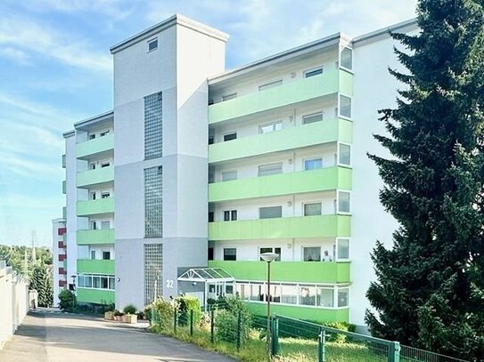 Der Preis ist heiß: Vermietete 3-Zimmer-Wohnung mit Balkon in Niedernhausen (Erbbaurecht)