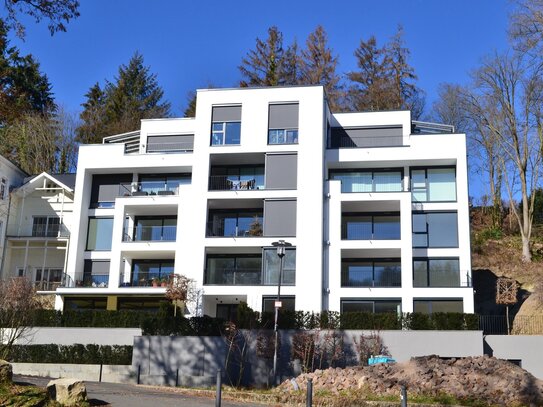 RUHIGE 4-Zimmer-Wohnung mit Loggia in Bad Schwalbach am Kurpark