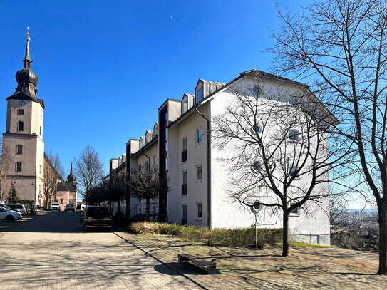 Traumhafte 2-Raum-Wohnung mit XL-Wohnzimmer und Balkon - Ihr neues Zuhause in Hohenstein-Ernstthal!