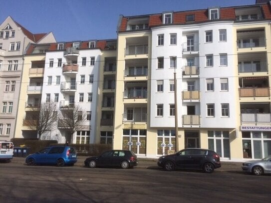 2-Raum-Wohnung mit Einbauküche und Balkon in Stötteritz zu vermieten