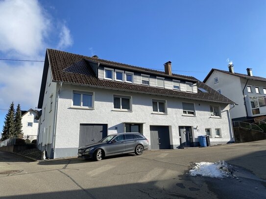 Großes Doppelhaus mit zwei Wohneinheiten in zentrumsnaher Lage von Wehingen