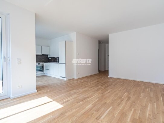 ** AUFGEPASST! Moderne 3-Raum-Wohnung, LOGGIA, EBK, Gäste-WC, Zentrum! **