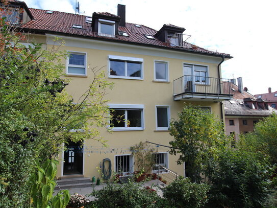 begehrte Lage in Stuttgart-West mit eigener Terrasse und Gartenanteil, Blick über die Innenstadt