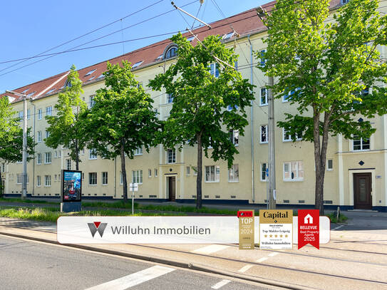Neu sanierte 3 Zimmerwohnung im Dachgeschoss mit zwei Balkons