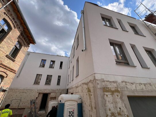 SPECIAL OFFER: ERSTBEZUG im EIGENEN TOWNHOUSE - ca. 178 m² - 2024: 5-Zi, 4 Etagen, TERRASSE + GARTEN