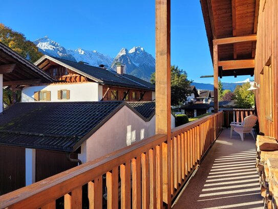 Ansprechende, komplett ausgestattete 2,5 Zi.-Wohlfühl-Wohnung mit großem, sonnenverwöhnten Balkon