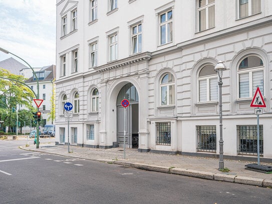 KAPITALANLAGE in Charming Charlottenburg - vermietete 5-Zi.-Wohnung nahe der Berliner Oper