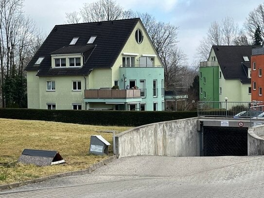 Wohnen am Küchwald - schöne 3-Raum-DG-Wohnung mit EBK, Balkon und TG-Stellplatz