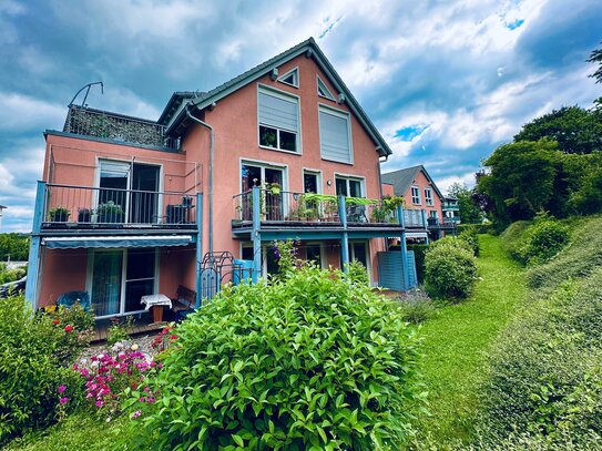 Moderne Eigentumswohnung mit Balkon & EBK, inkl. Stellplatz in Coburg-Cortendorf